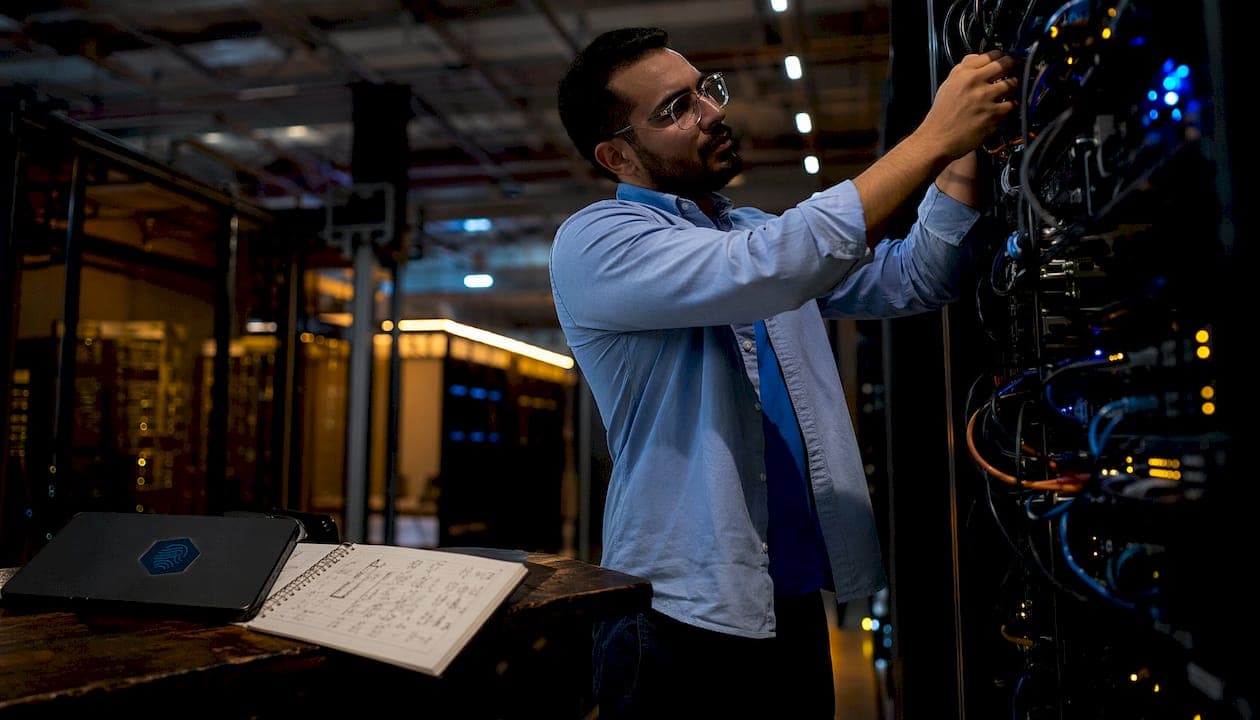 DNS Hosting Explained: Your 2026 Performance Guide